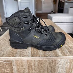 Men's Portland 6" Waterproof Boot Men’s Size 10.5D (Carbon-Fiber Toe)